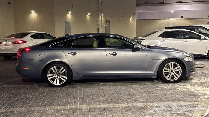 جاكوار 2013 xj 5