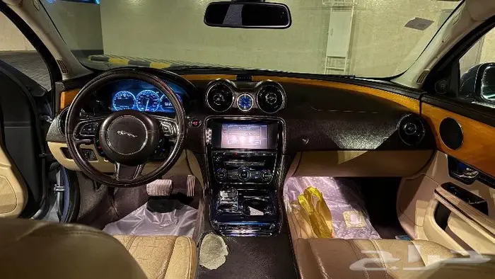 جاكوار 2013 xj 11