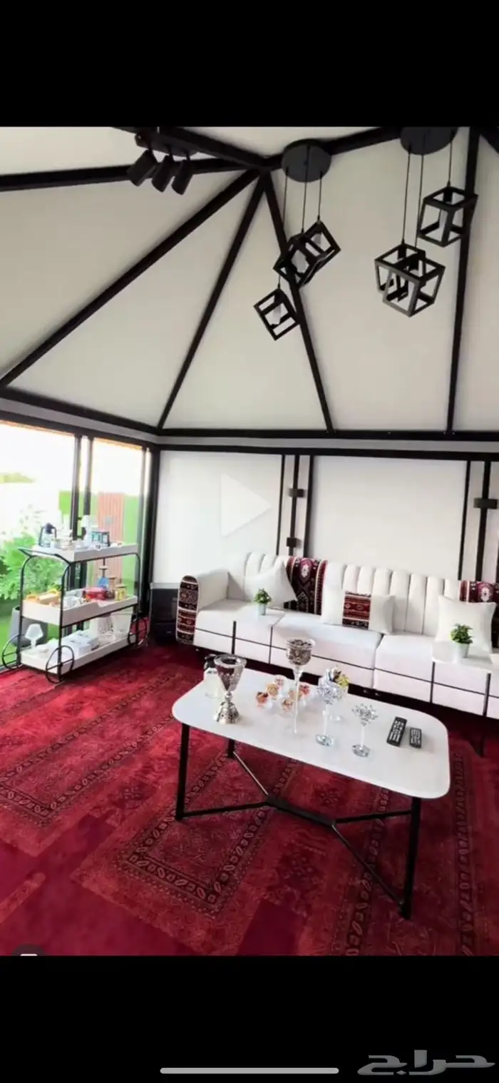 نجفتين مثل الصوره وحده مفتوحه والثانيه بكرتونها جديده 1