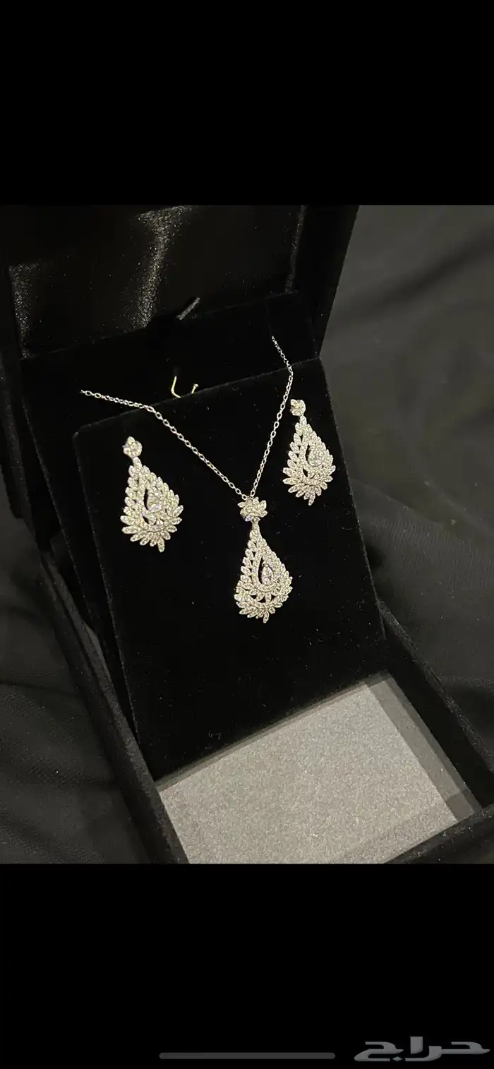 نوصل لكم هديتكم فضه اصليه  مرصعه بالالماس الصناعي 8