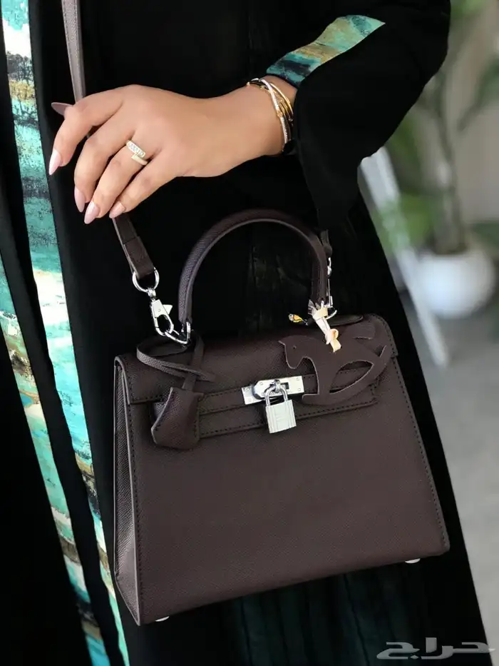 هديه نسائيه شنط.اساور مع خاتم.نظاره 23