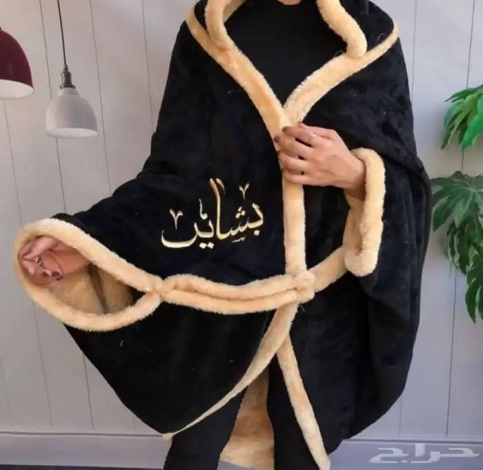 شال شتوي نسائي مع قبوع 5