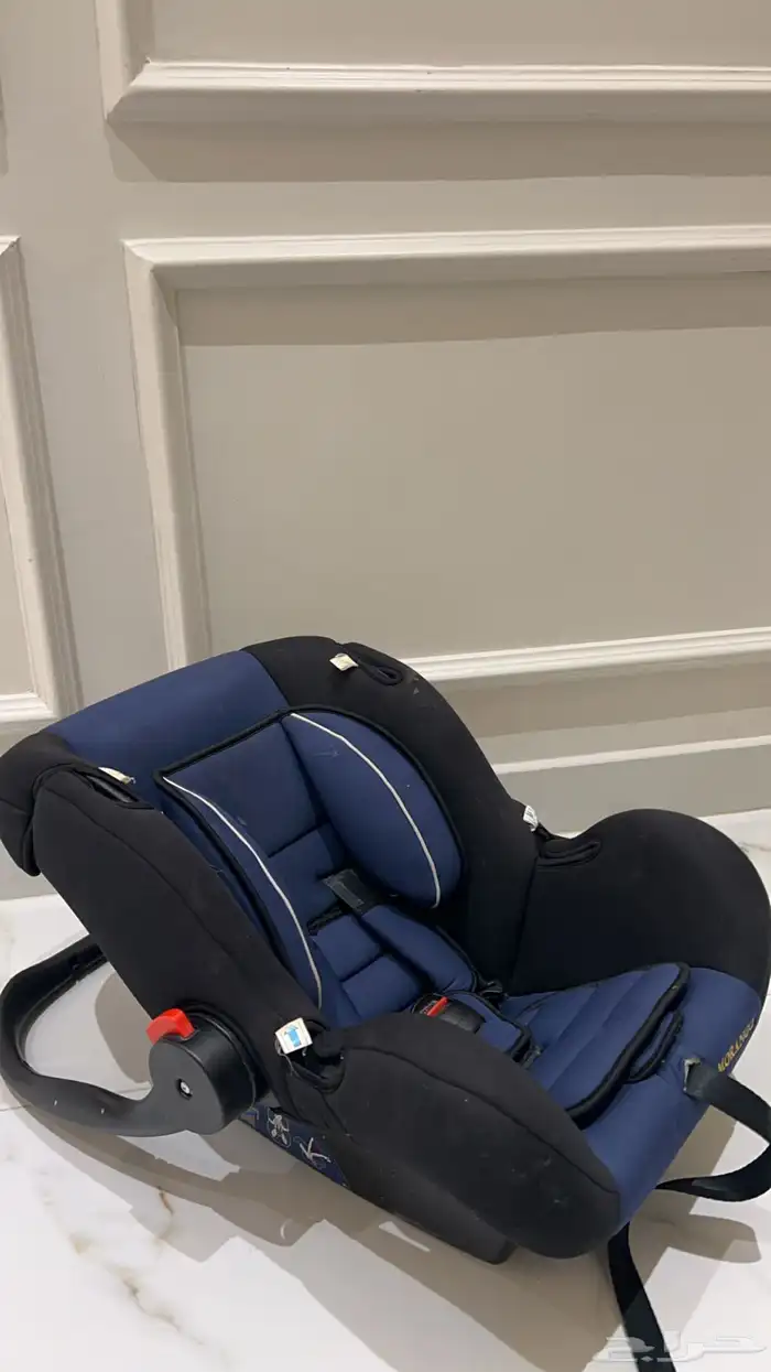 مقعد اطفال للسياره 0