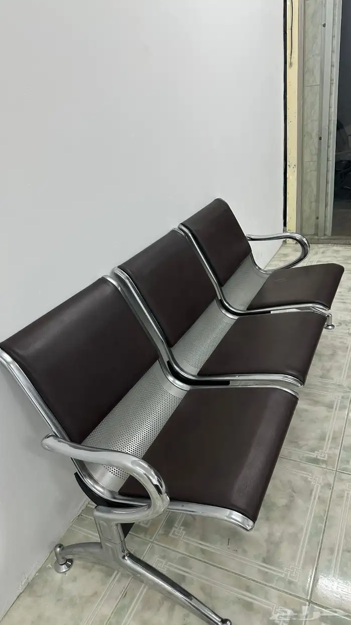 مكيف وكراسي 1