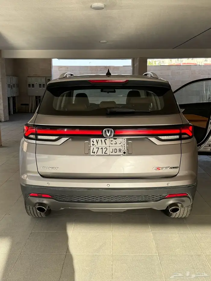 للبيع جيب شانجان CS35 موديل 2023 1