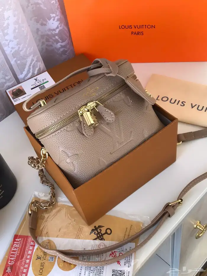 شنط نسائية 10