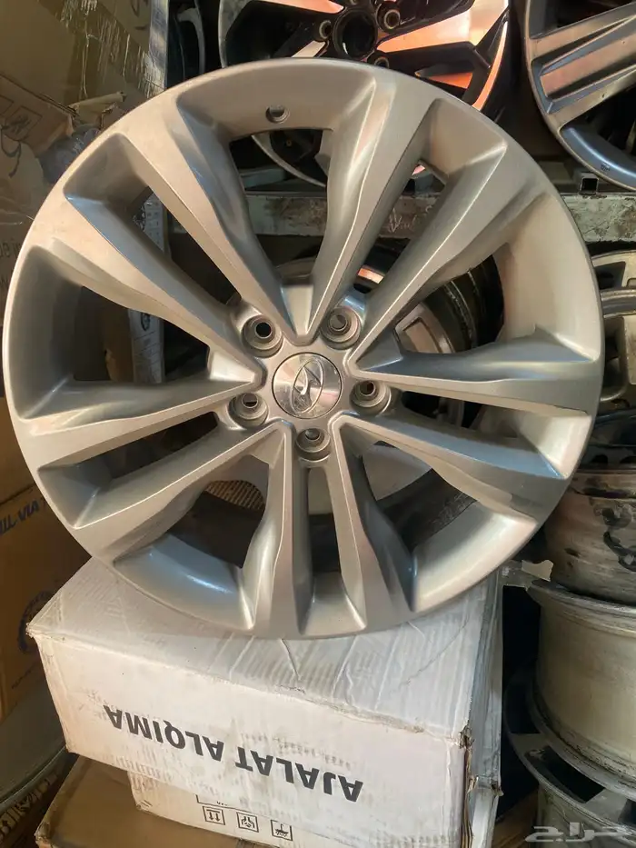 جنوط سنتافي 2016 مقاس 18 اصليه مستعمل 0