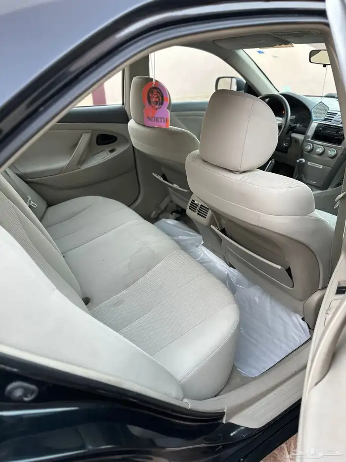 كامري 2011 اسود وكالة 15