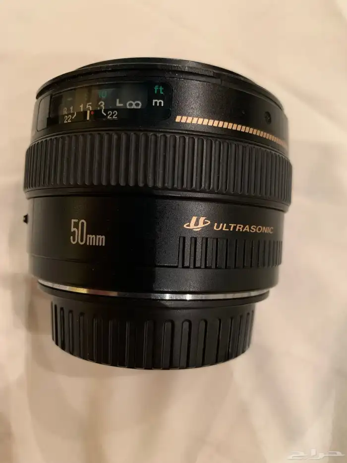 عدسة كانون 50mm EF 1.4 1