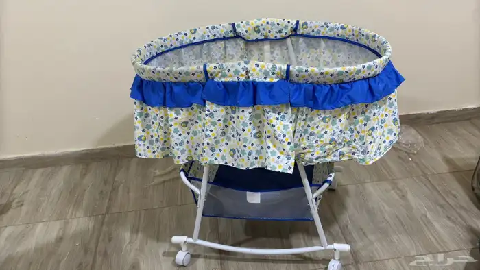 سرير اطفال 1