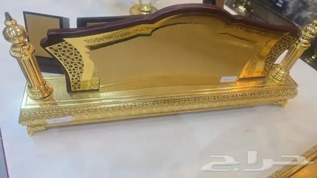 استاند مكاتب دروع وسيوف ومشالح 3