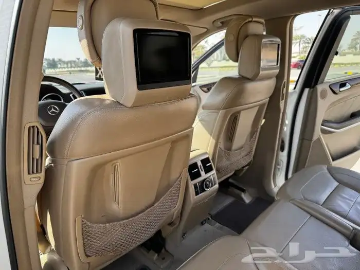 Mercedes Benz GL500 13