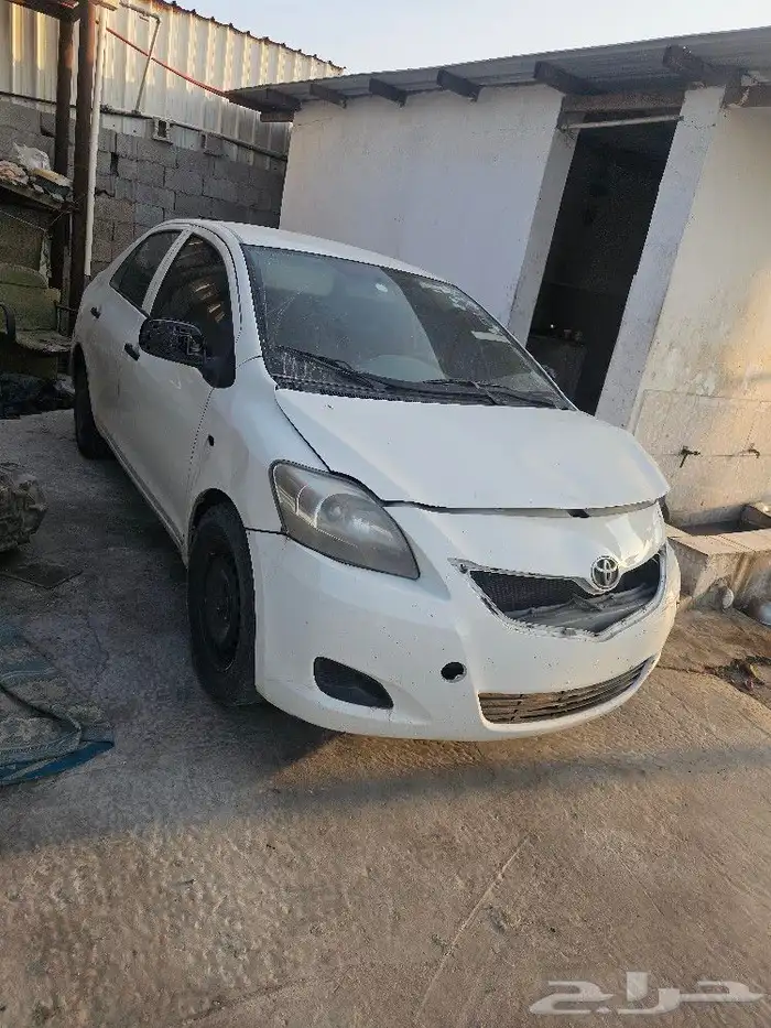 يارس 2010 قطع غيار فقط 1