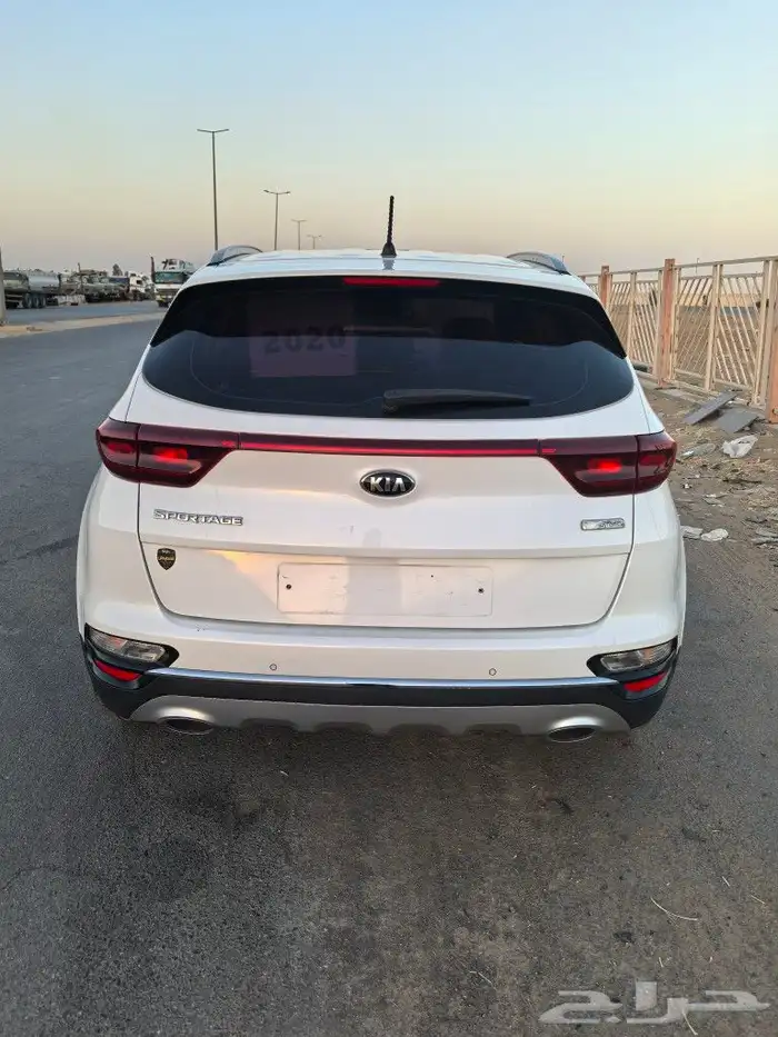 سوبرتاج 2020ديزل بودي وكاله مكينه 2000سيسي مكيف خلفي 22