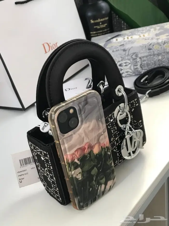 كشخة نسائية مع شنط Diior طبق اصل شنطة ماركة عالمية مع ملحقات 26