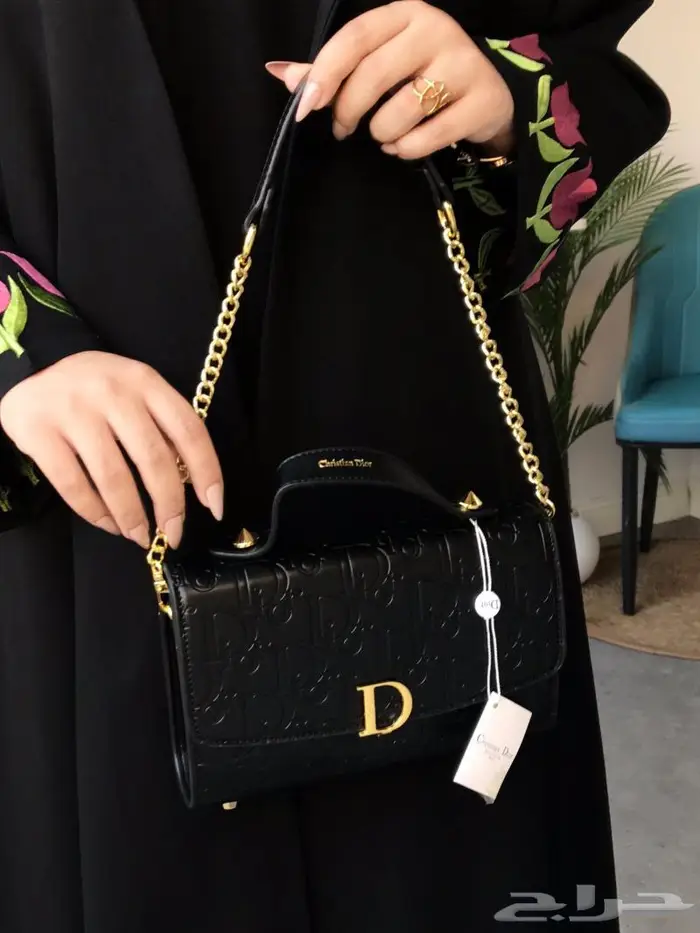 كشخة نسائية مع شنط Diior طبق اصل شنطة ماركة عالمية مع ملحقات 30