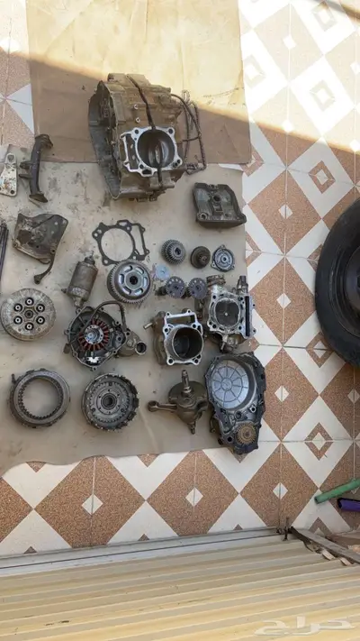للبيع قطع دباب z400 1