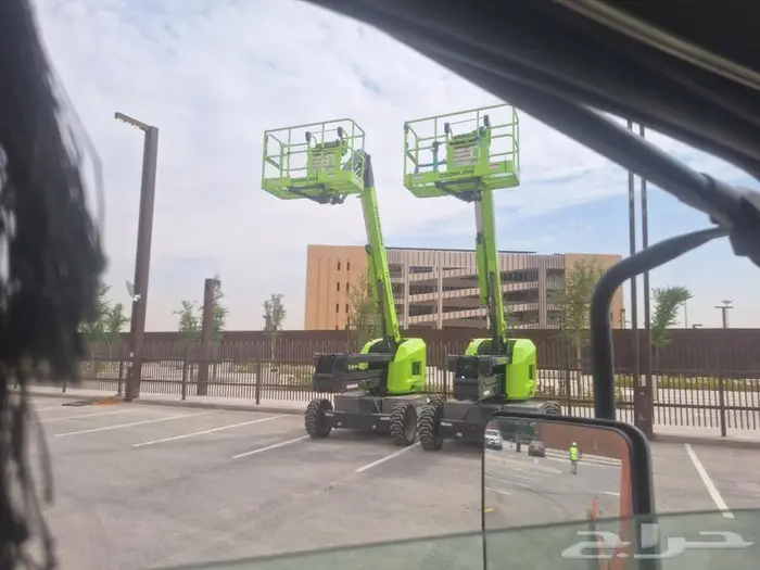 تأجير معدات الرفع سقائل كهرباءوديزل والرافعات الشوكيه - Rent 0