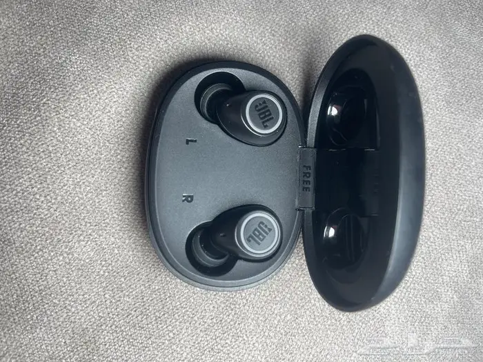 سماعة JBL 8
