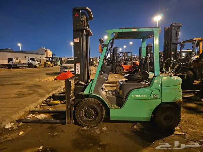 تأجير رافعة شوكيه فوركلفت تأجير رافعه يدوية جاك 4