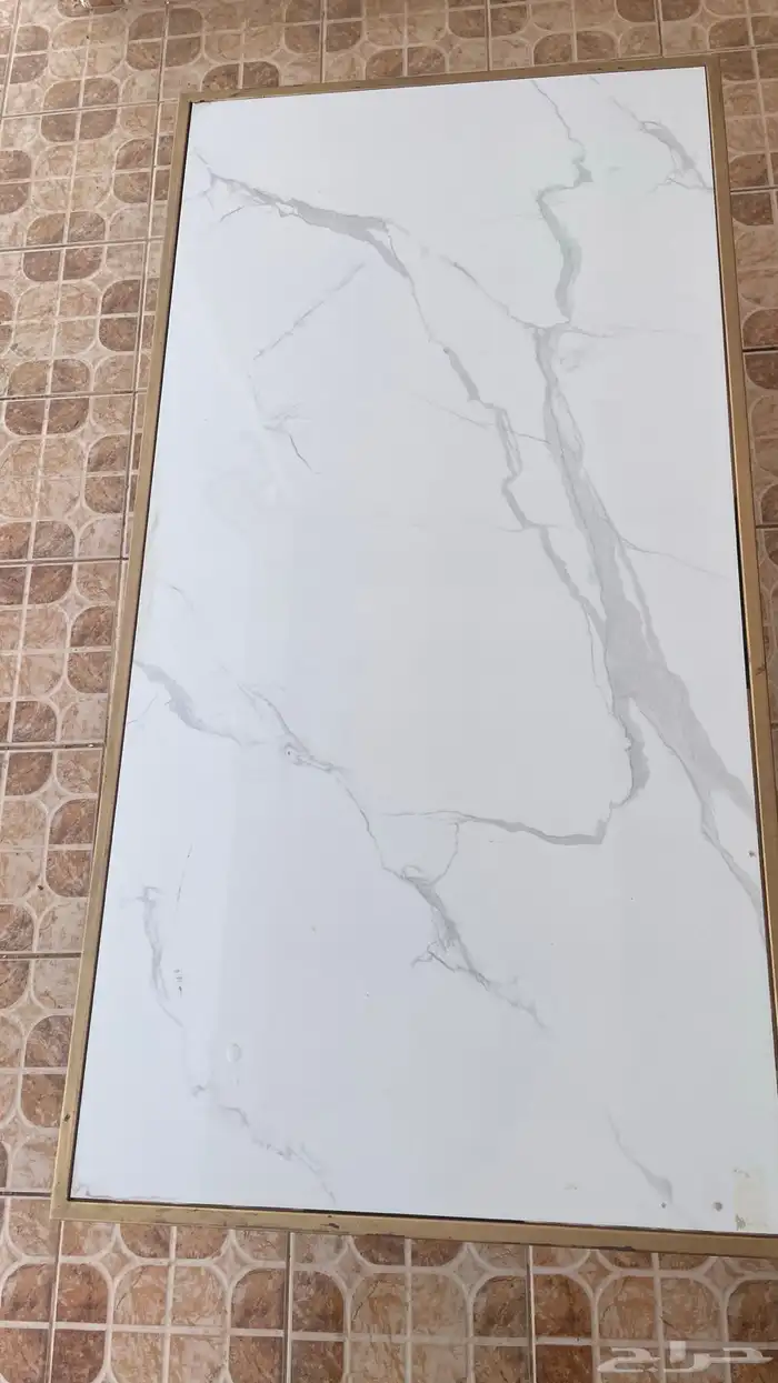 طاولة ضيوف 0