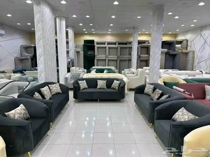 تصفية مصنع كنب خمس قطع 11 شخص ب1700 12