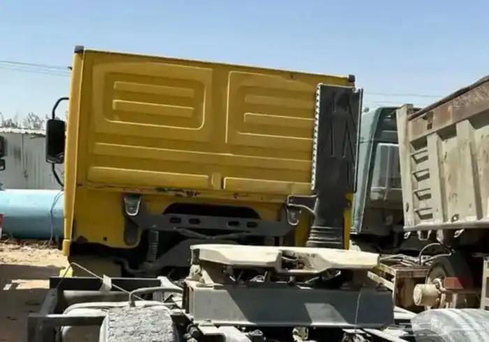 شاحنات للبيع 0