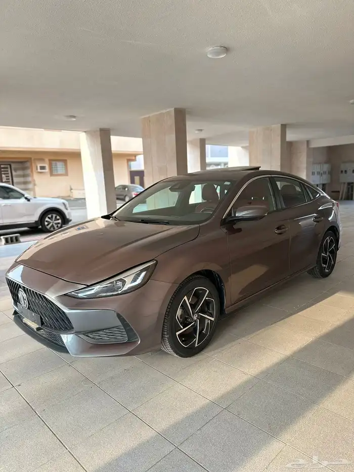 للبيع MG GT موديل 2022 0
