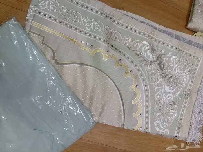 جميع مالدينا خامات اصليه نوفر طلبات الجملة والتجزئه 24