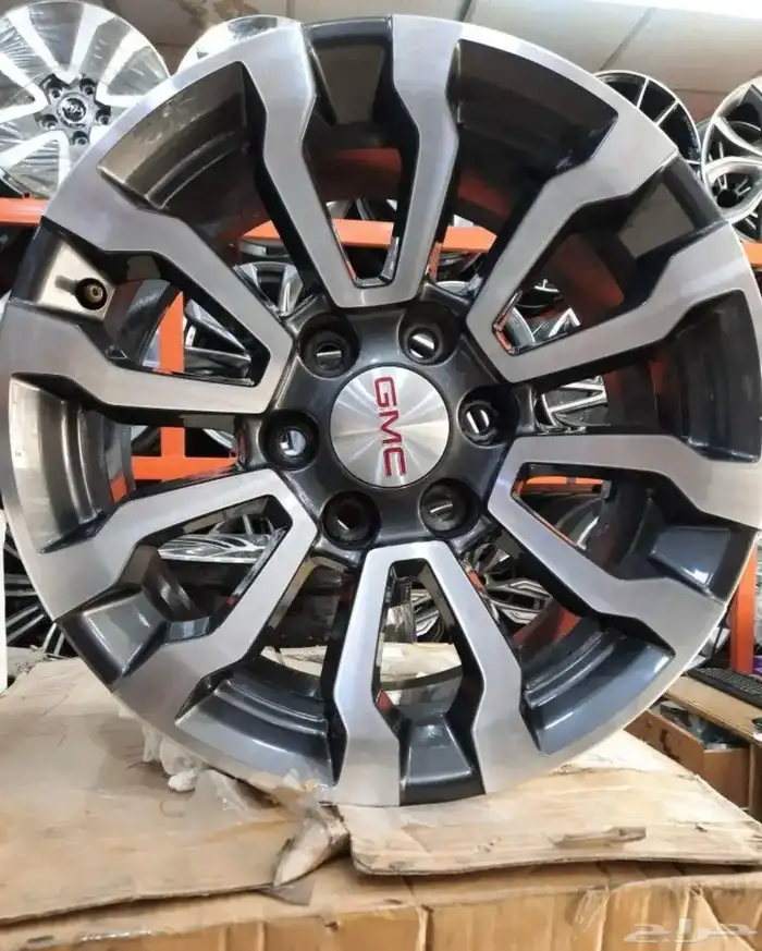 جنوط جمس سيرا موديل 2022اصلي مقاس 18 0