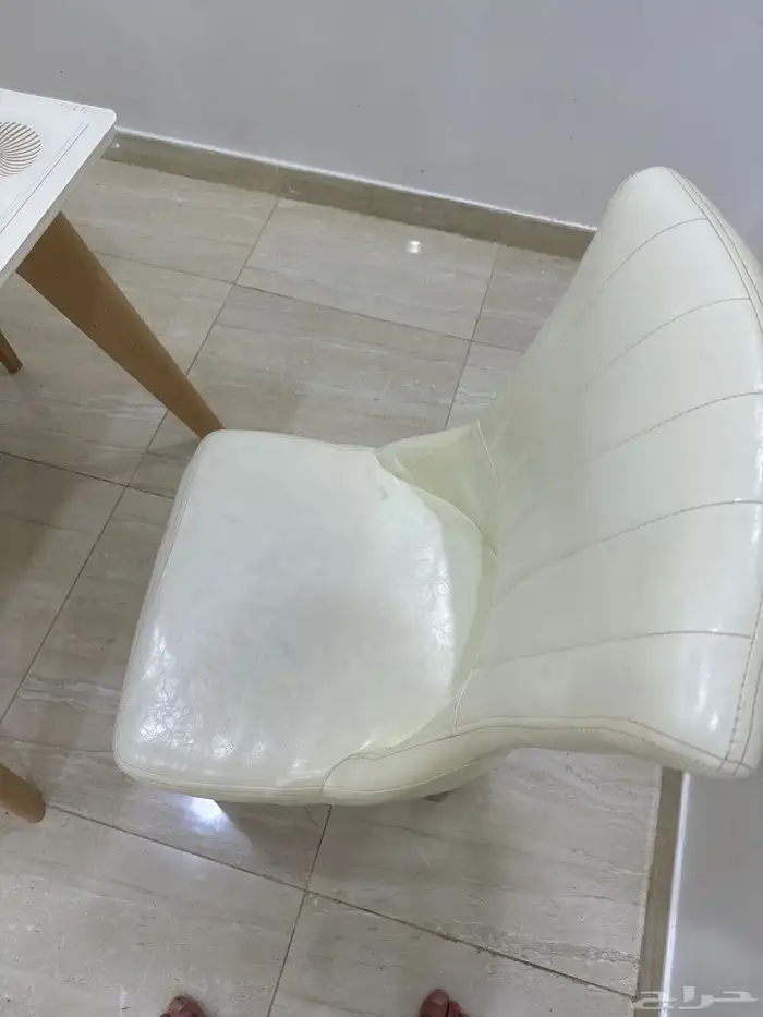 طاولة طعام 1