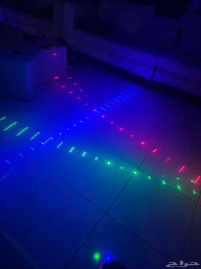 ليزر حفلات نظيف ثلاثه الوان وجهاز بخار 1