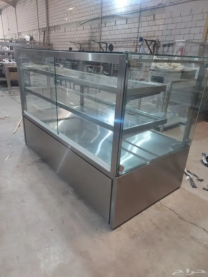 استيل  طاولات  دواليب  استاندات  هودات  ثلاجات  رفوف  مجال 25