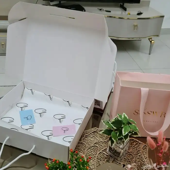 مطبعة مطبوعات طباعة بكجات عباية(كيس -بوكسات) 3