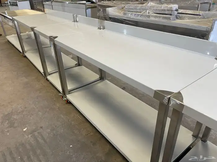 استيل  طاولات  دواليب  استاندات  هودات  ثلاجات  رفوف  مجال 10