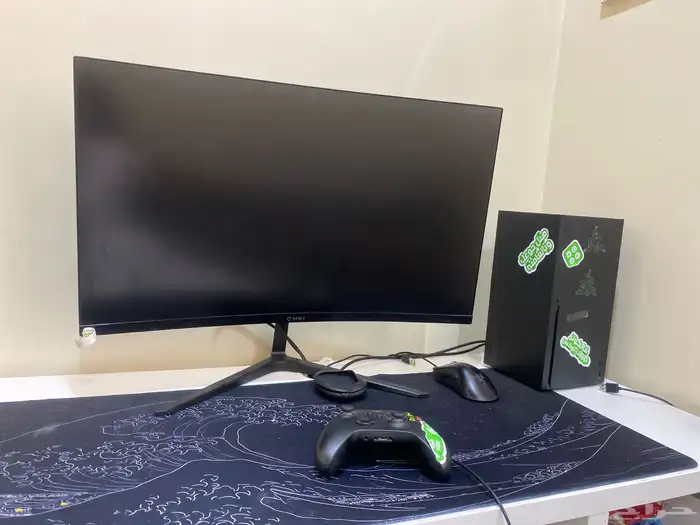 اكس بوكس وشاشه قيمنق 0