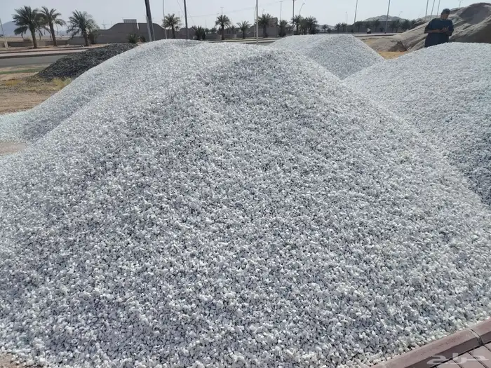 خرسانه بحص حجر ابيض لزينة الاحوشه والحدائق تريلا قلاب 8