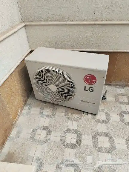 وحده خرجيه فقط نفرارت 0