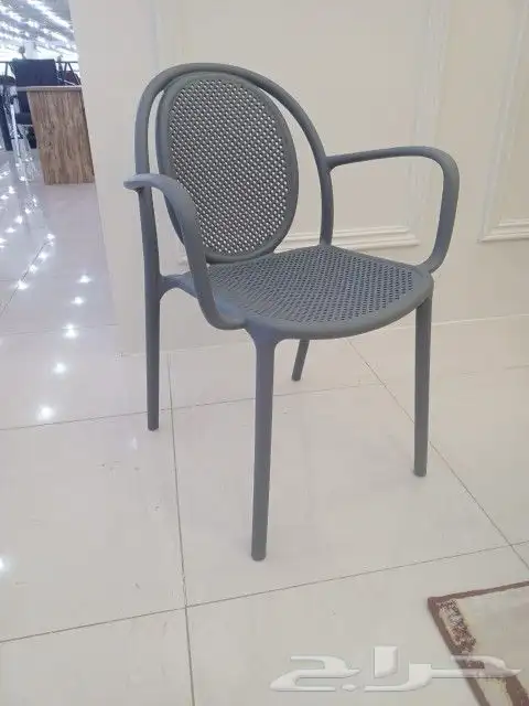 كراسي وطاولات فايبر 17