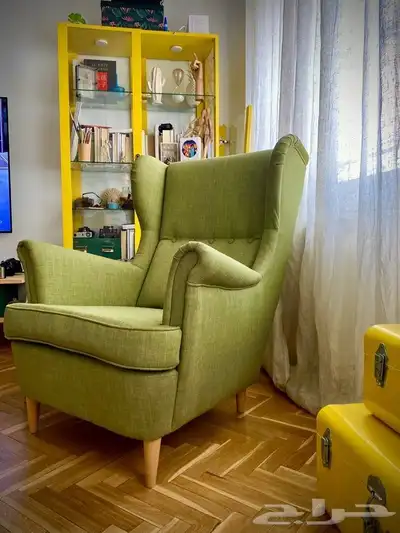 كرسي بجناحين من ايكيا IKEA 1