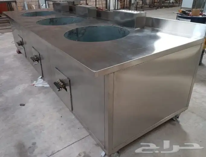 استيل  طاولات  دواليب  استاندات  هودات  ثلاجات  رفوف  مجال 19