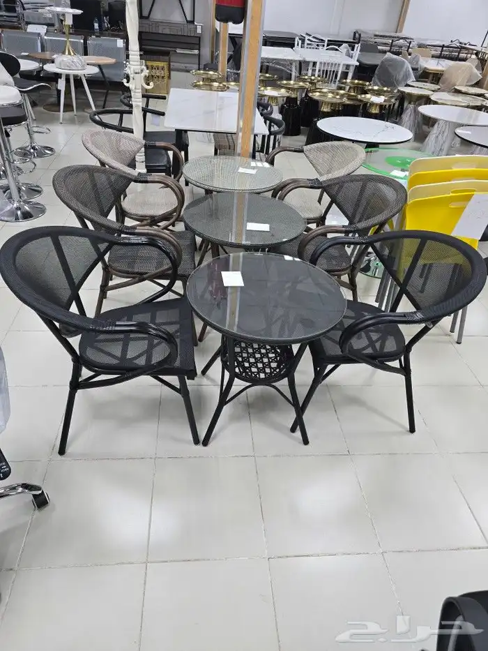 طاولات وكراسي كافيهات خارجية 9