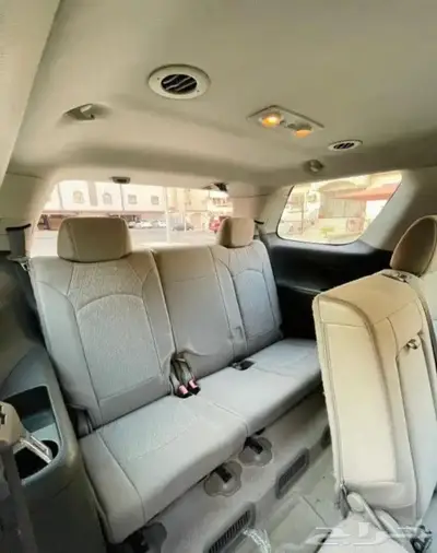 GMC اكاديا 2009 .. V6 13