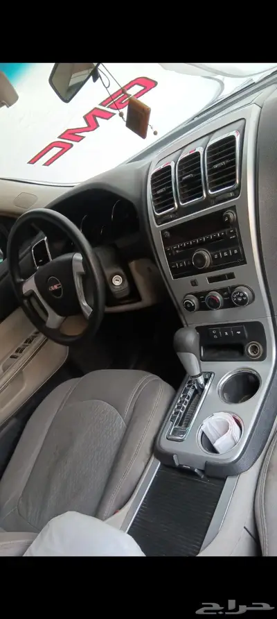 GMC اكاديا 2009 .. V6 12
