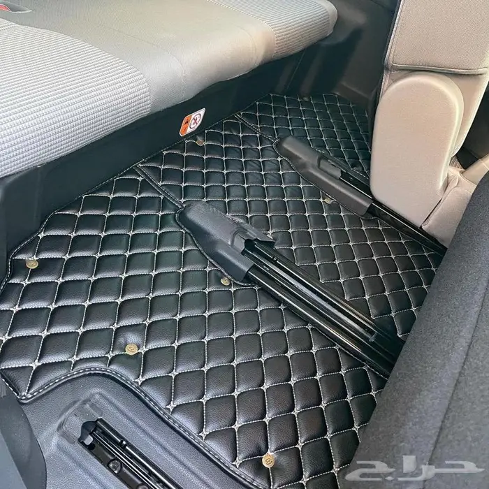 ارضيات جلد فاخره للسيارات 3