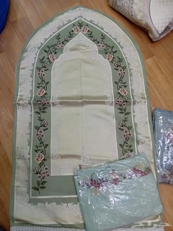 جميع مالدينا خامات اصليه نوفر طلبات الجملة والتجزئه 41