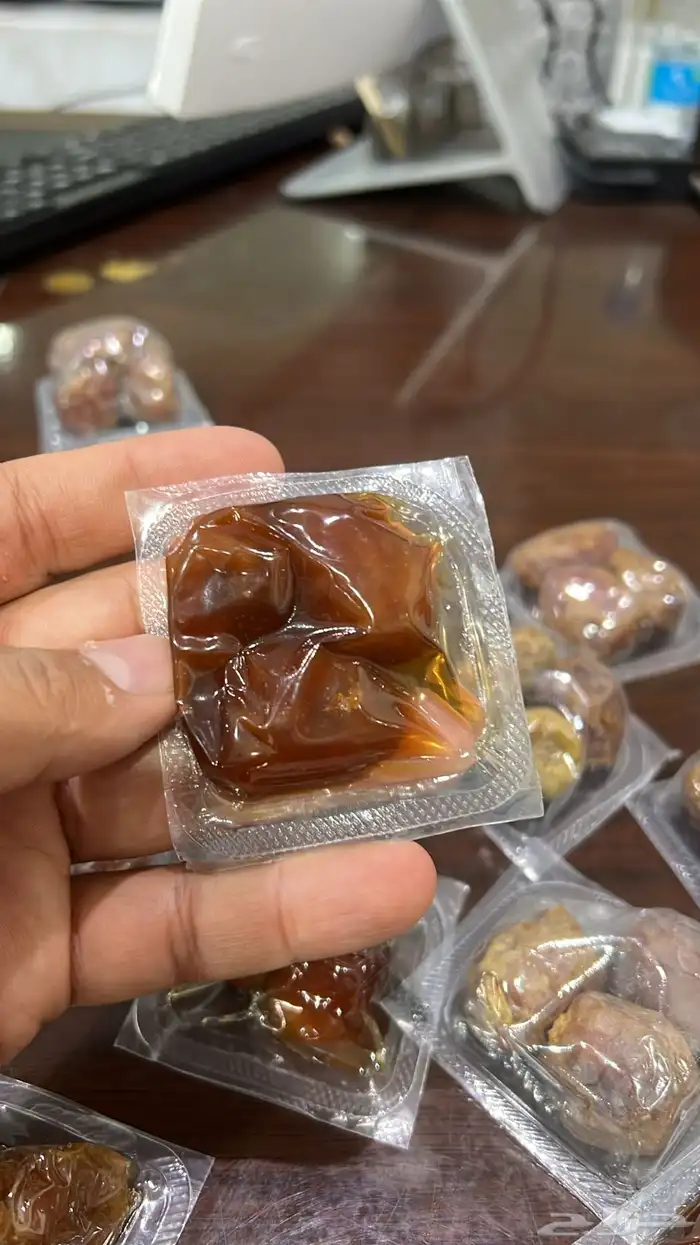 تمر سكري مفتل رطب شريط مربع افطار كميات 15