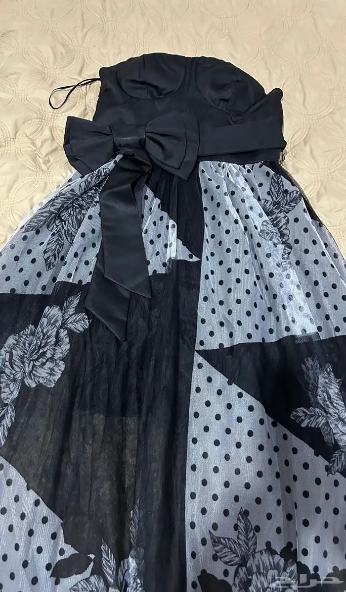 فساتين ماركات للبيع 0