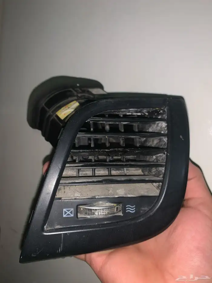 للبيع ريش مكيف أكسنت 2018 0