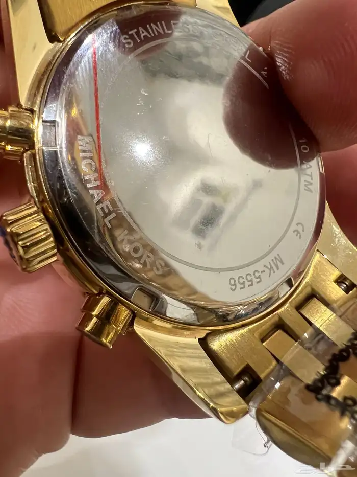 ساعة من ماركة michael kors 1